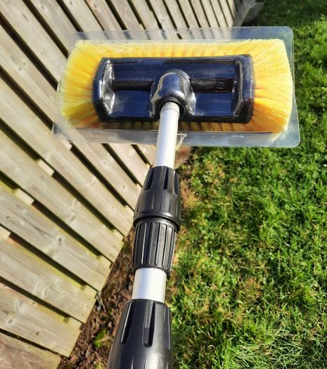TravellifeTelescopic Extra Long Brush 135-305cm