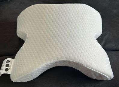 Side sleeping spooning pillow