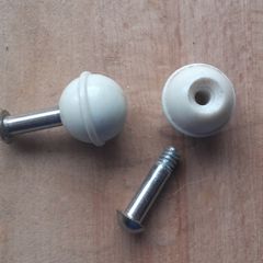 KNOBS - Handles - Small - Vintage x 4