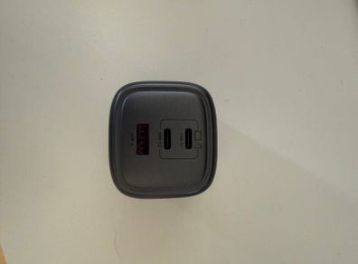 UGREEN Nexode 65W GaN USB-C Charger - 3 Ports, Foldable Plug - MacBook / Laptop / iPhone + All cables (USB A, C)