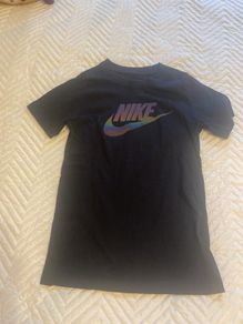 Nike tee