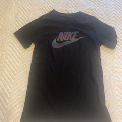 Nike tee