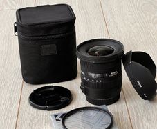 Sigma 10-20mm f/3.5 DC HSM canon lens with acessories