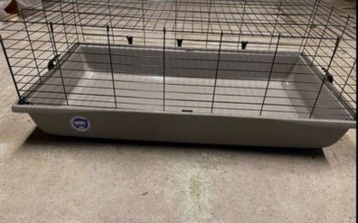 indoor cage