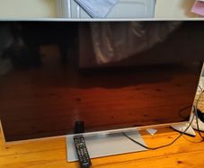 Panasonic 43-in TV