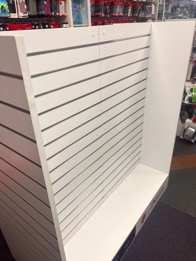 Slatwall Gondola Unit with Aluminium inserts