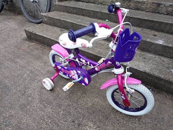 Girls 12.5" Wheel bicycle. Never used