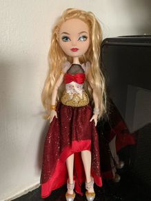 Ever After High Apple White Doll