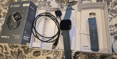 Fitbit Versa 4