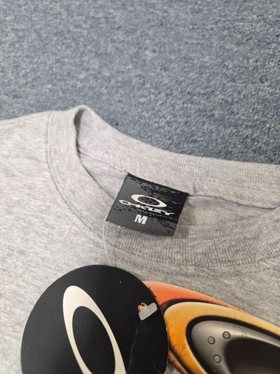 Y2K Oakley T-Shirt with Tags