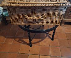 Wicker basket