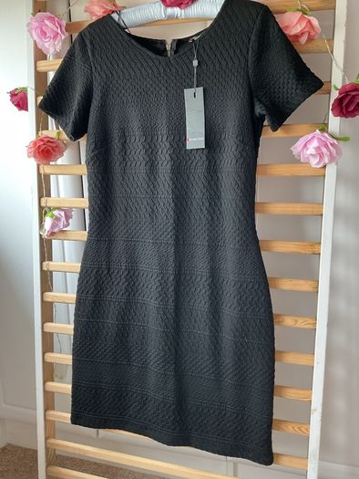 dress Bnwt black street one dress size 12 short sleeve