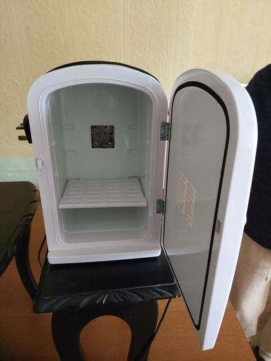 mini fridge
