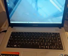 SAMSUNG R519 15.6 inch Laptop, Black, Intel Celeron Dual-Core CPU T3100, 1.9GHz, 3GB Ram, 500GB HDD, Windows 10, 64 bit, Chrome, Opera, Firefox and VLC