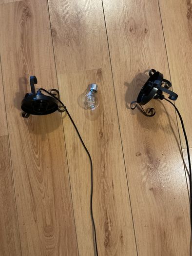 2 Lamps