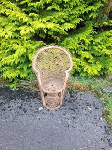 child wicker chair stand postage possible