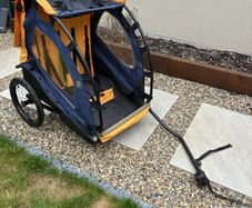 bike trailer
