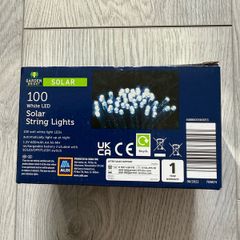Garden Bright 100 White LED Solar String Lights