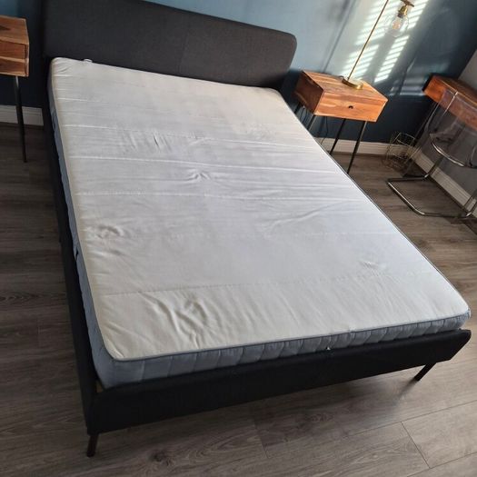 Standard Double Bed with Mattress