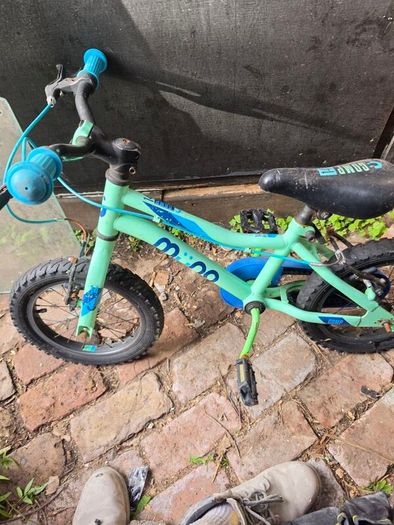 Kids Muna Comp 12-inch bike