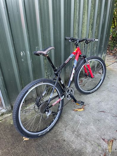 Mountain Bike Avalanche GT
