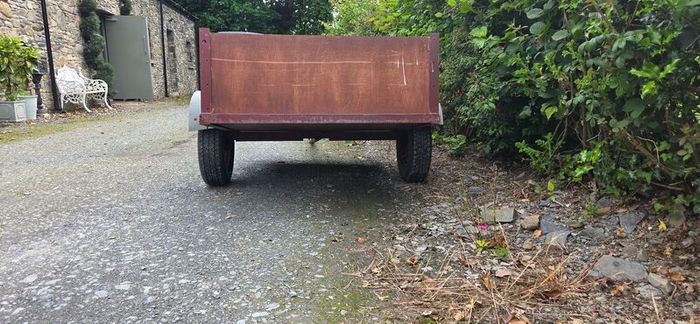 Trailer