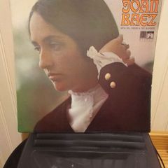 Joan Baez.
