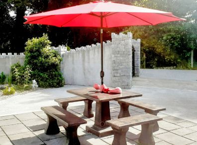 table and seats