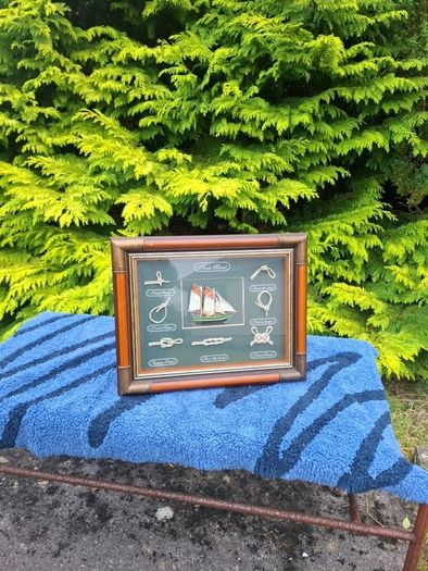 Medium ship frame sea decor