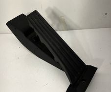 BMW 5 Series E60 E61 2007 accelerator pedal automatic transmission  6772645 A1l3b110s