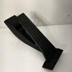 BMW 5 Series E60 E61 2007 accelerator pedal automatic transmission  6772645 A1l3b110s