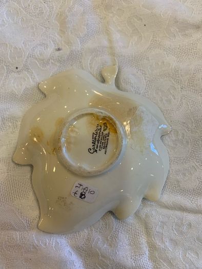 carlton ware leaf