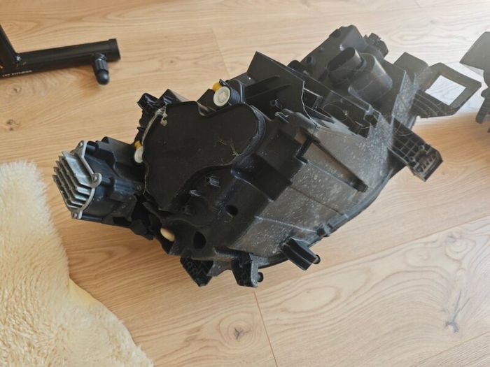 WV ID 4 headlight