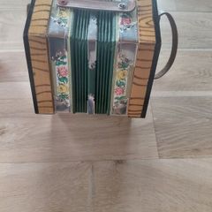 Scholar Concertina