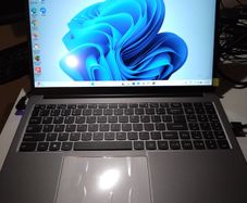Brand New Ryzen 9 Laptop with 32gb DDR5 Ram + 1TB MSI Nvme
