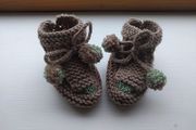 Baby woollen boots