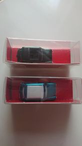 2 MINI Model cars