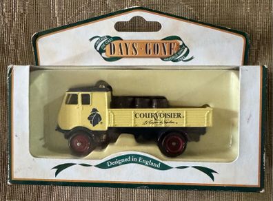 Lledo - Days Gone Dg097006 - Sentinel S4 4 Wheel Dropside - Courvoisier Cognac