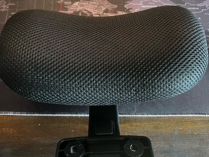 Head rest office chair