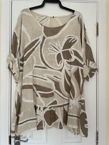 Linen blend Tunic Size 18