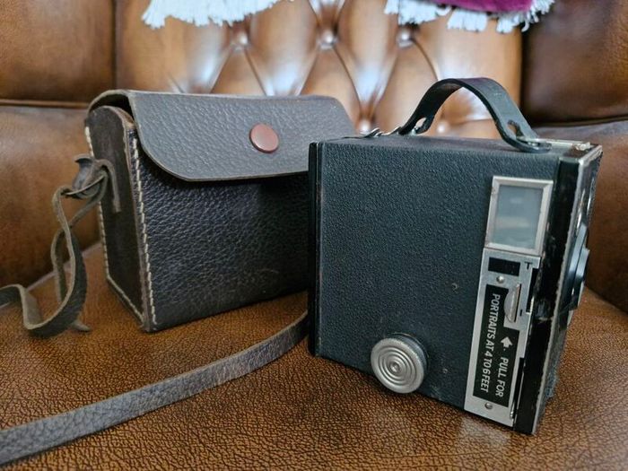 Kodak SIX-20 Brownie Camera