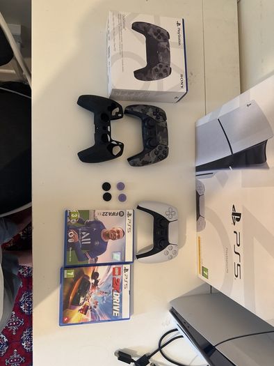 PS5 Slim Disc Edition Bundle 1TB + 2 Controllers & 2 Games (Boxed)