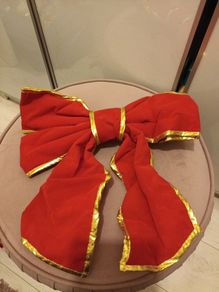 Large padded christmas bow