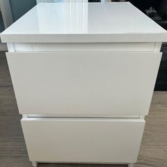Chest of drawers (Malm Ikea)