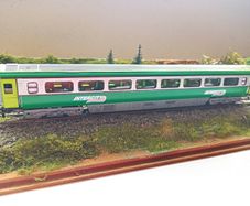 Model Railway Irish Intercity Coaches