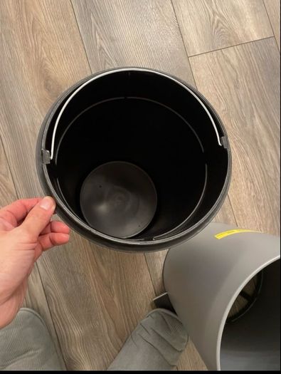 Metal bin