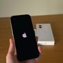 iPhone 17 256GB White Excellent Condition Image 3