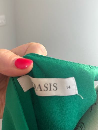 Oasis Sleeveless Top