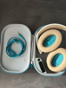 Bose QuietComfort 25 Acoustic Noise Cancelling Headphones for Apple devices - White (Wired 3.5mm)