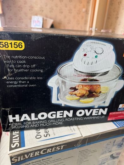 halogen oven  brand new unused boxed